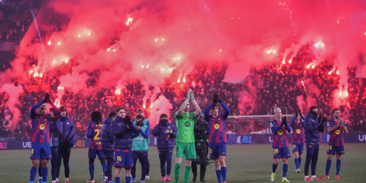 Barcelona vence al Slavia de Praga y queda a un paso de los octavos de la Champions