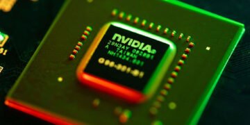 China otorga primeros permisos para adquirir chip H200 de Nvidia