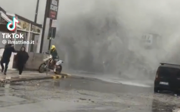 Alerta roja en el sur de Italia por fenómenos meteorológicos extremos