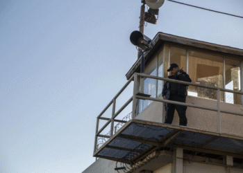 Custodios penitenciarios de BC se van a paro en Ensenada y Tijuana