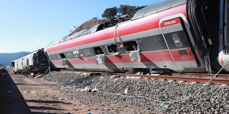 Informe sobre accidente de tren en España concluye que fue por una rotura en la vía
