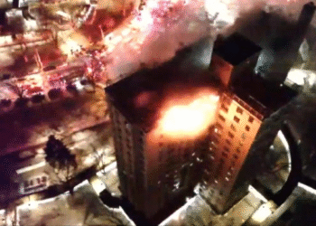 Explosión de gas en edificio del Bronx en NY deja un muerto y 14 heridos