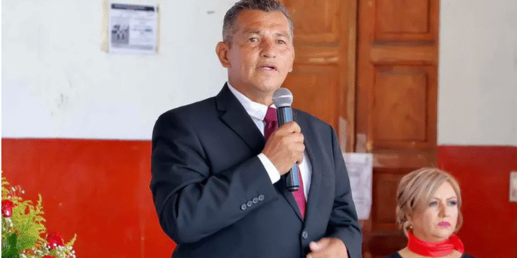 Muere Francisco Venera, alcalde de Taretan, Michoacán