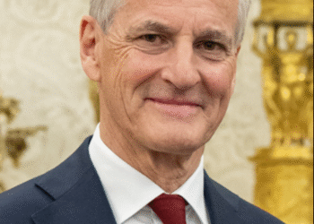 Primer ministro de Noruega contesta a Trump tras amenazas: “Groenlandia forma parte del Reino de Dinamarca”