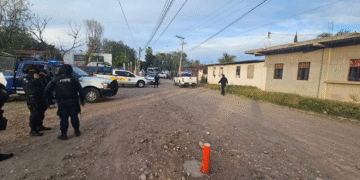 Asesinan a 11 personas en ataque armado en canchas de futbol en Salamanca