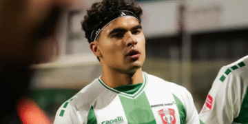 Stephano Carrillo se estrena como goleador en el futbol holandés y le da la victoria al Dordrecht