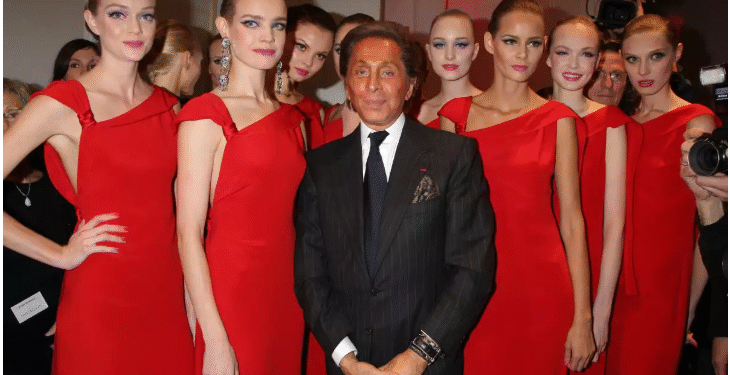 Muere Valentino Garavani, el “último emperador” de la moda, a los 93 años
