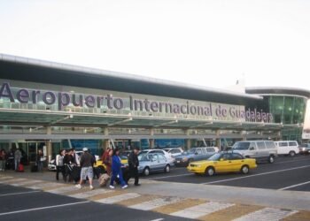 Aeropuerto de Guadalajara sigue operando pese a hechos de violencia en Jalisco