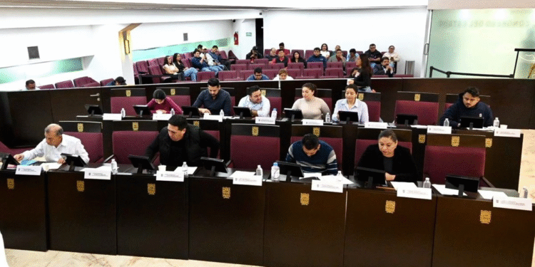 Bancada de Morena en Campeche rompe con gobernadora Sansores; acusan persecución política