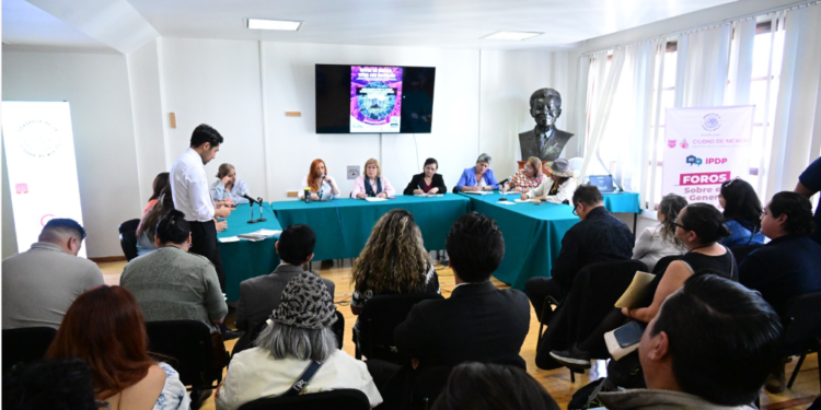 Reflexionan en Congreso CDMX sobre unidades habitacionales