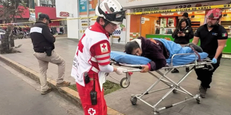 Balacera en el Centro de Monterrey deja 7 heridos, entre ellos un menor de edad
