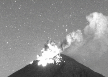 Alerta por ceniza en CDMX tras explosión de Popocatepetl