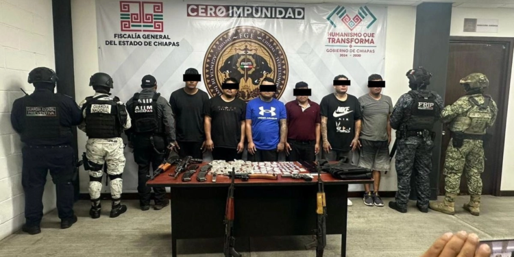 Detienen en Chiapas a seis presuntos integrantes del CJNG con armas y drogas