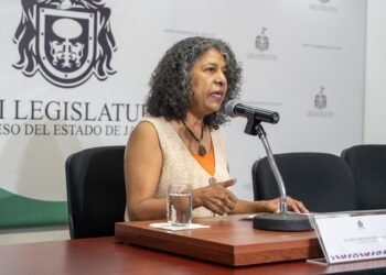Candelaria Ochoa denuncia a Pablo Lemus por violencia política de género