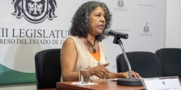 Candelaria Ochoa denuncia a Pablo Lemus por violencia política de género
