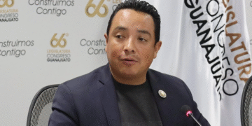Atacan a balazos pollería de diputado Carlos Ramos en Irapuato