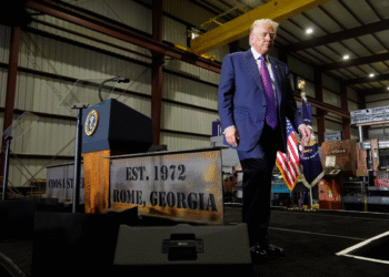 Trump ordena “identificación y divulgación” de archivos sobre vida extraterrestre