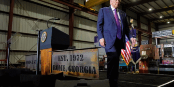 Trump ordena “identificación y divulgación” de archivos sobre vida extraterrestre