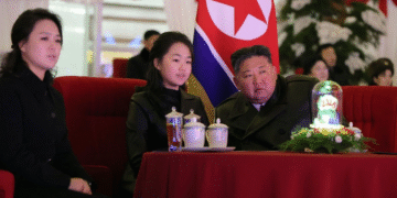 Kim Jong-un posiciona a su hija como sucesora, según agencia de espionaje