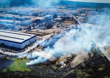 Incendio consume 184 autos en corralón de Fiscalía General de Justicia de Tlaxcala