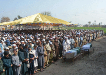 Pakistán bombardea Kabul horas después de que Afganistán lanzó ataques en frontera común