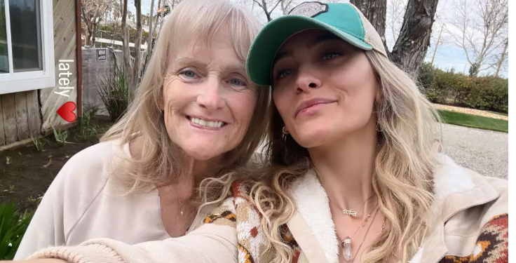Paris Jackson se reúne con su mamá, Debbie Row, tras años de distanciamiento