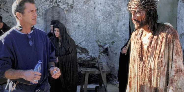 Mel Gibson rueda la secuela de “La pasión de Cristo” con un obispo excomulgado por el papa Francisco