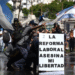 Reprimen en Buenos Aires protesta contra reforma laboral de Milei; al menos 15 detenidos