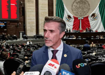 Morena inicia procedimiento contra Mayer por dejar labores para participar en ‘La Casa de los Famosos’