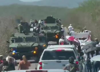 Sheinbaum recorre Sinaloa con fuerte dispositivo de seguridad; no están solos, asegura