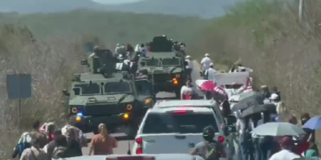 Sheinbaum recorre Sinaloa con fuerte dispositivo de seguridad; no están solos, asegura