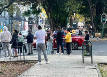Sismo de 5.7 sorprende a habitantes de la CDMX