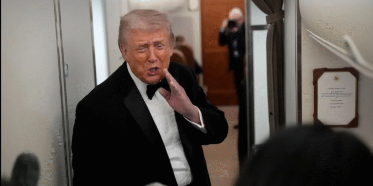 Trump asegura que pidió a Sheinbaum que no diera petróleo a Cuba y “ella no está enviando nada”