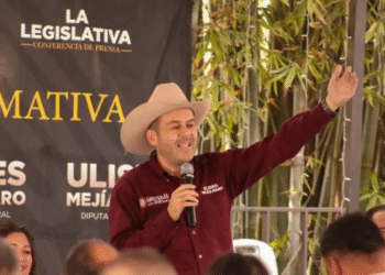 Llama Ulises Mejía a cerrar filas por la transformación