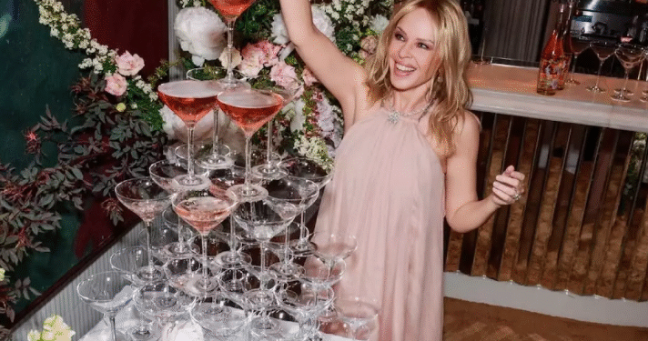 Con 25 millones de botellas vendidas, Kylie Minogue se anota un nuevo ‘hit’, ahora en el negocio del vino