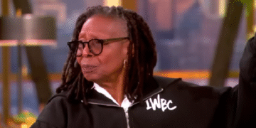 Whoopi Goldberg explica por qué aparece su nombre en los archivos del caso Jeffrey Epstein: ‘No era su novia, no lo era”