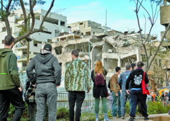 Apuntan Alemania, RU y Francia a Irán; Trump atacará por 4 semanas