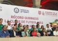 Sheinbaum y Brugada romperán récord Guinness con clase masiva de fútbol