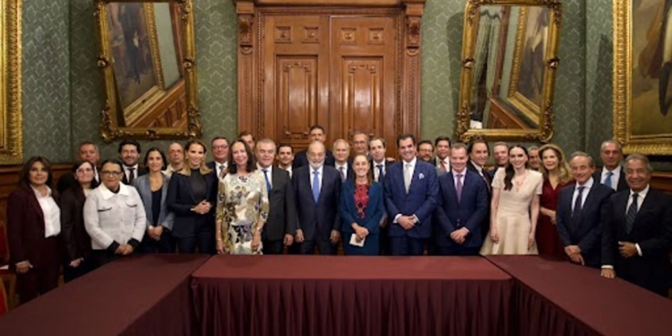 Sheinbaum se reúne con líderes empresariales para fortalecer inversiones privadas