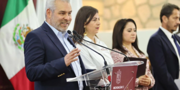 El gobernador de Michoacán asegura que donará un mes de salario en apoyo a Cuba