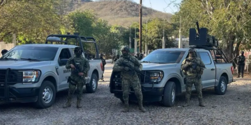 Abaten a 11 en operativo contra ‘Los Mayos’ en Sinaloa; retienen y liberan a hija de Zambada