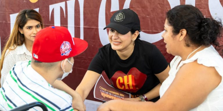 Estefanía Mercado lleva su “Chambamanía” a Nuevo Noh-Bec y acerca servicios gratuitos a más de mil familias