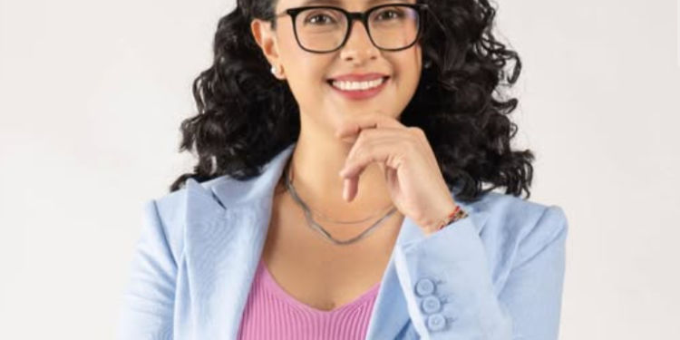 Gaby Osorio impulsa liderazgo femenino en la alcaldía Talpan