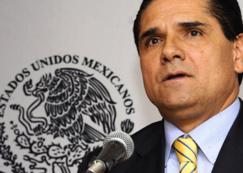 Michoacán: giran orden de aprehensión contra Silvano Aureoles por homicidio y tortura