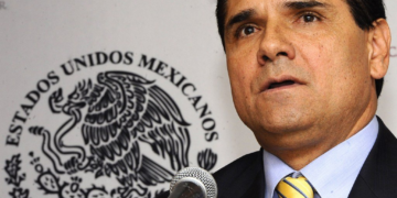 Michoacán: giran orden de aprehensión contra Silvano Aureoles por homicidio y tortura