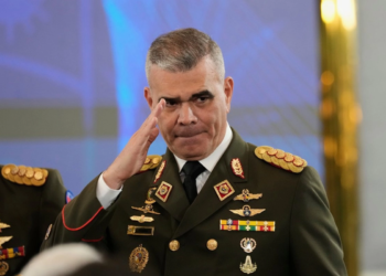 Delcy Rodríguez destituye a Vladimir Padrino como ministro de Defensa venezolano