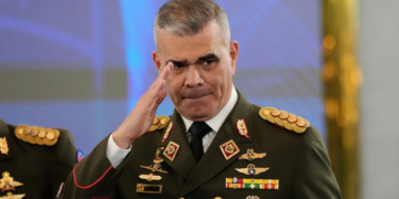 Delcy Rodríguez destituye a Vladimir Padrino como ministro de Defensa venezolano