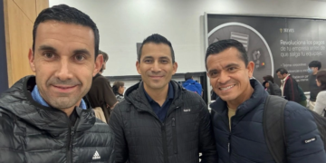 Regresan a México árbitros que quedaron varados en Medio Oriente