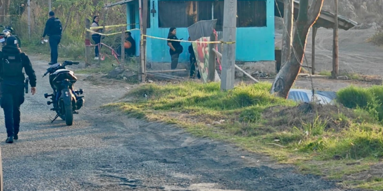 Asesinan a tres personas en ataque a taller mecánico de Xalapa