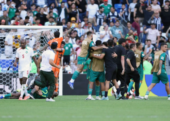 Bolivia remonta y vence 2-1 a Surinam para pelear por su pase al Mundial 2026